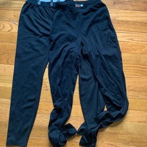 Lot 2 Black Leggings - Icebreaker and Champion